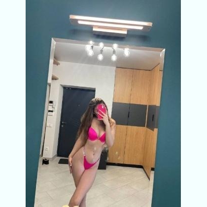   b     .    